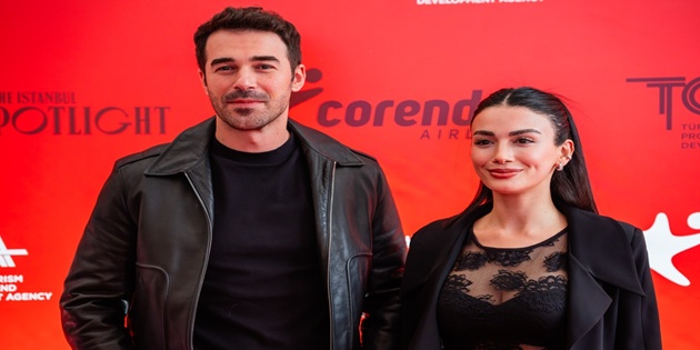 Corendon, Özge Yağız ve Yusuf Çim’i Varşova’da Hayranlarıyla Buluşturdu